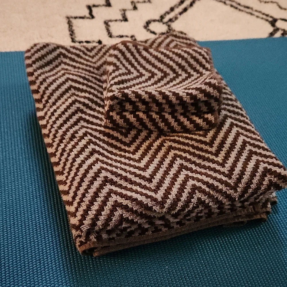New Better Homes and Gardens Chevron Towels & Washclothes in Brownand Light Blue